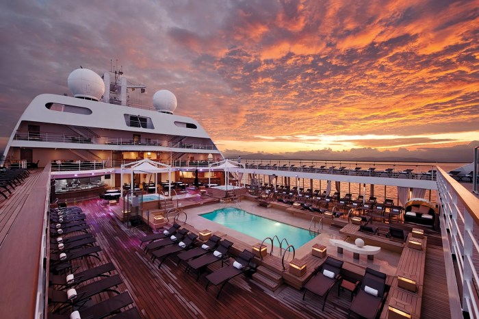 Cruise seabourn cruising